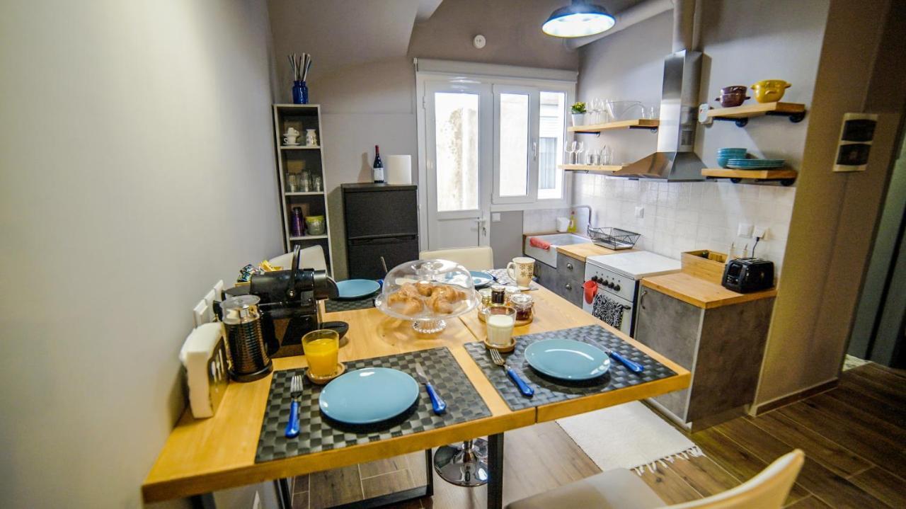 D16 Athens Apartment - 5' Mins To Petralona Metro Dış mekan fotoğraf