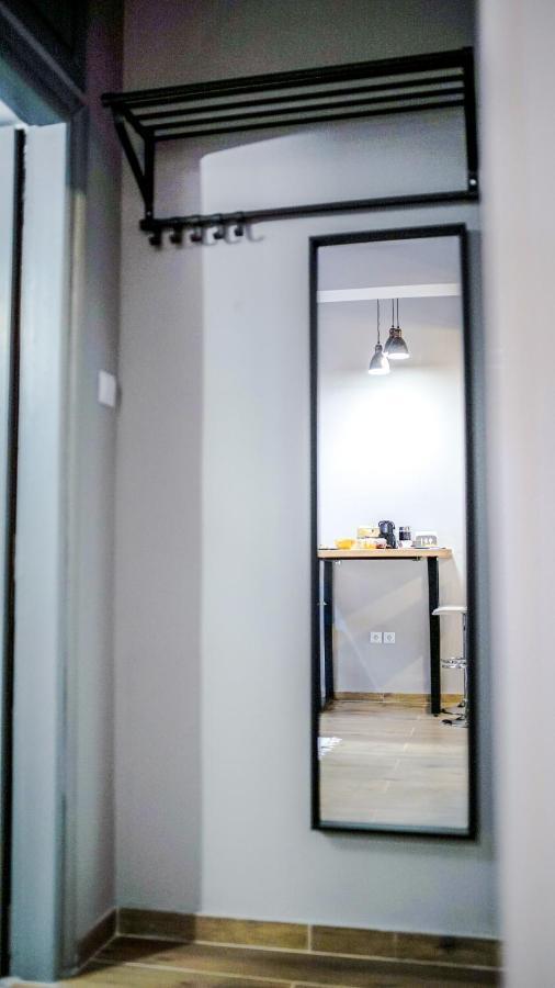 D16 Athens Apartment - 5' Mins To Petralona Metro Dış mekan fotoğraf